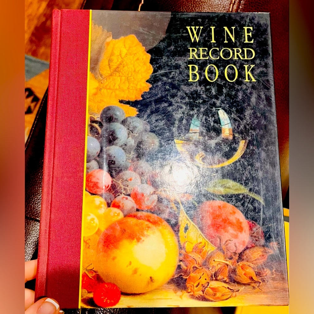 💜NEW Wine Record Book